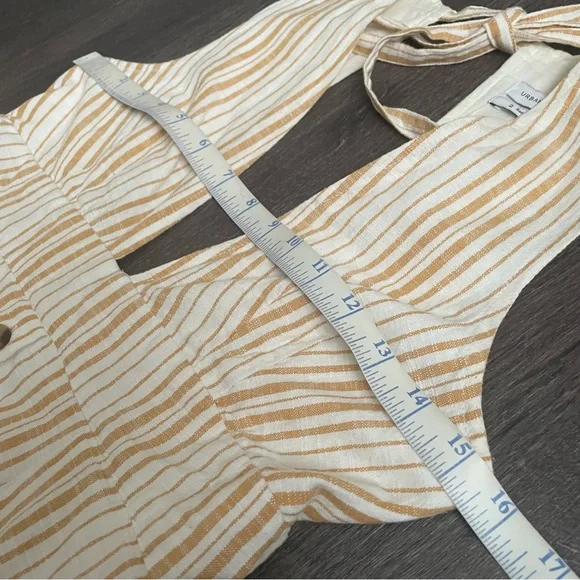 Urban Outfitters Millie Stripe Plunging Cream and Tan Backless Dress - Picture 6 of 13